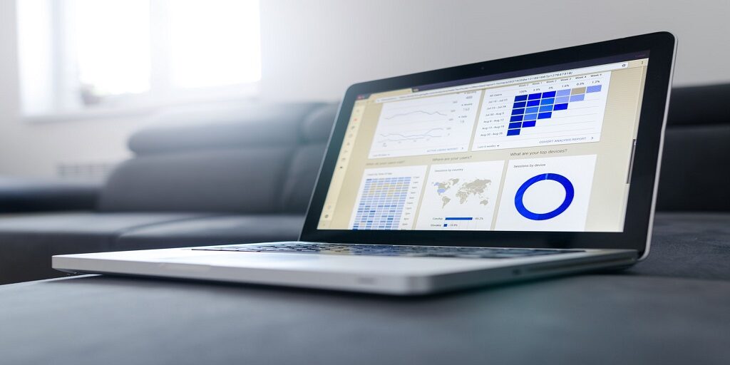 Scaling with Cloud Services. Flexible Change Management &amp; DevOps.